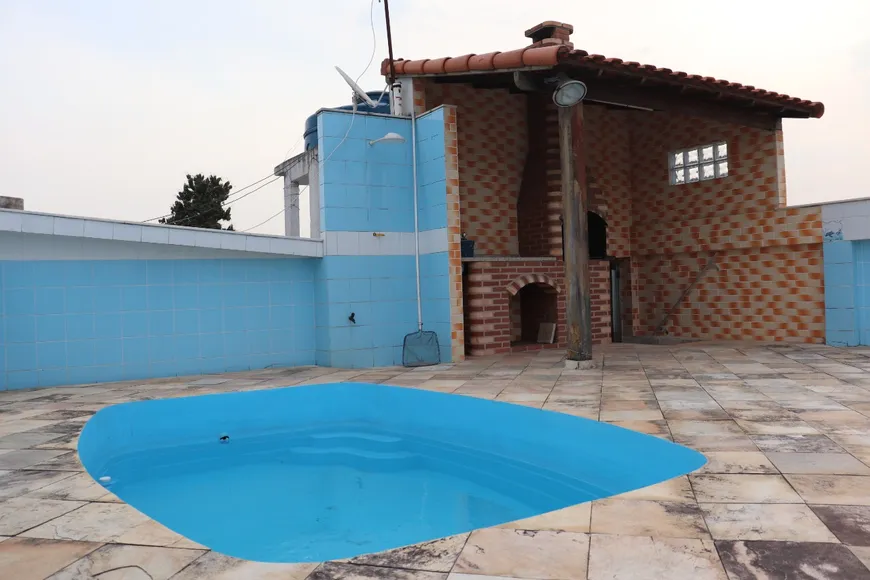 Foto 1 de Casa com 4 Quartos à venda, 240m² em Boaçu, São Gonçalo