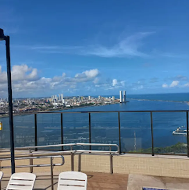 Foto 1 de Apartamento com 2 Quartos para alugar, 53m² em Pina, Recife