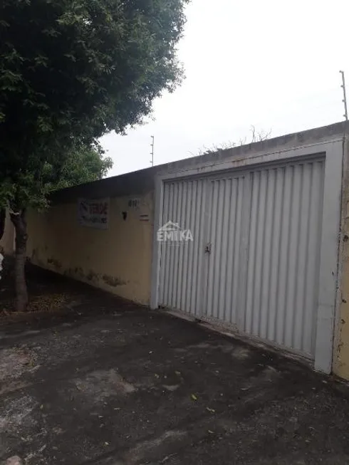 Foto 1 de Casa com 2 Quartos à venda, 142m² em Santa Helena, Cuiabá