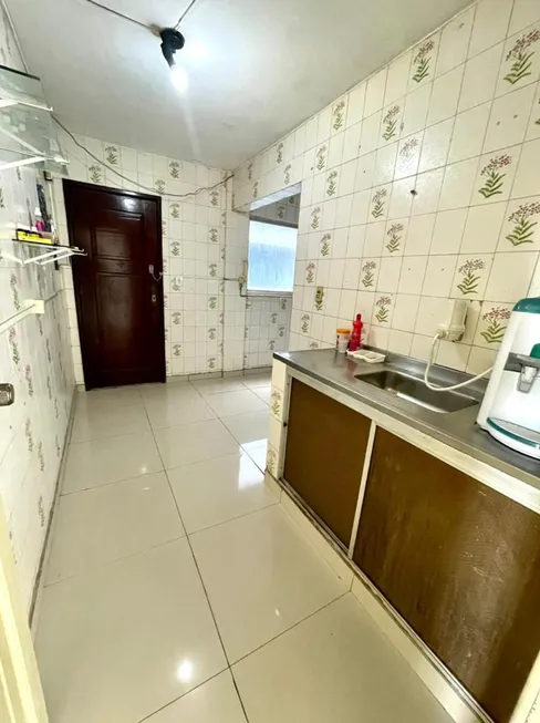Foto 1 de Apartamento com 4 Quartos à venda, 100m² em Calhau, São Luís