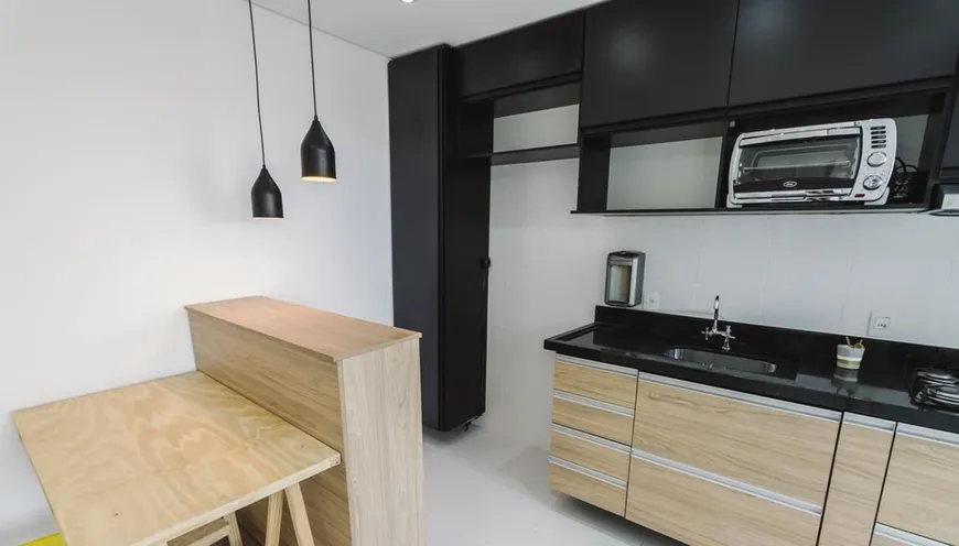 Foto 1 de Apartamento com 1 Quarto à venda, 33m² em Barra Funda, São Paulo