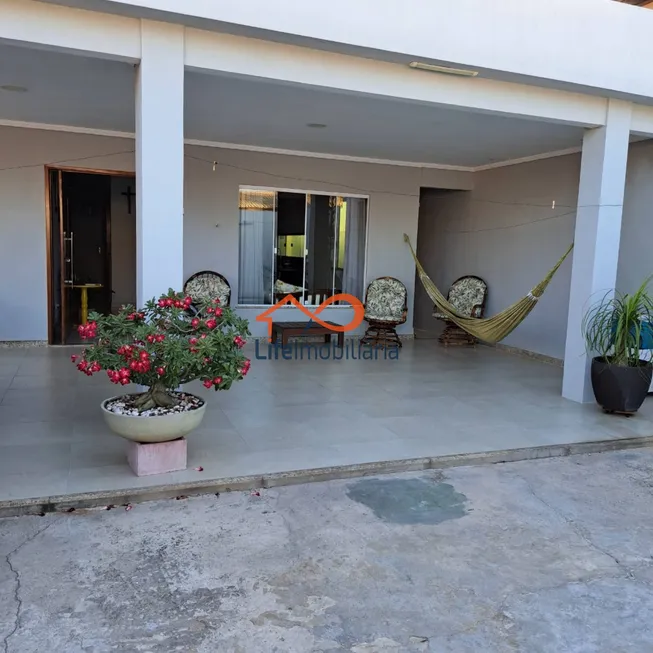 Foto 1 de Casa com 4 Quartos à venda, 435m² em Aruana, Aracaju