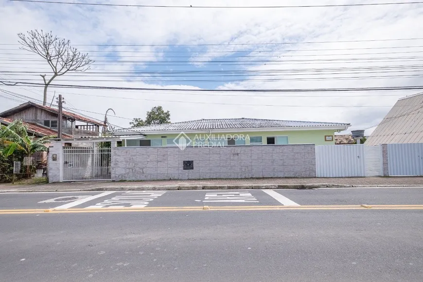 Foto 1 de Casa com 5 Quartos à venda, 265m² em Tapera da Base, Florianópolis