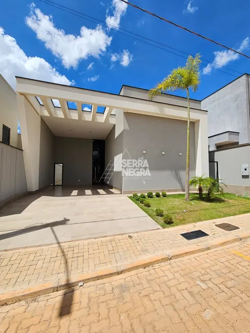 Foto 1 de Casa de Condomínio com 4 Quartos à venda, 300m² em Setor Habitacional Vicente Pires, Brasília