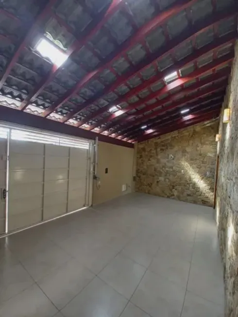 Foto 1 de Casa com 2 Quartos à venda, 58m² em Sussuarana, Salvador