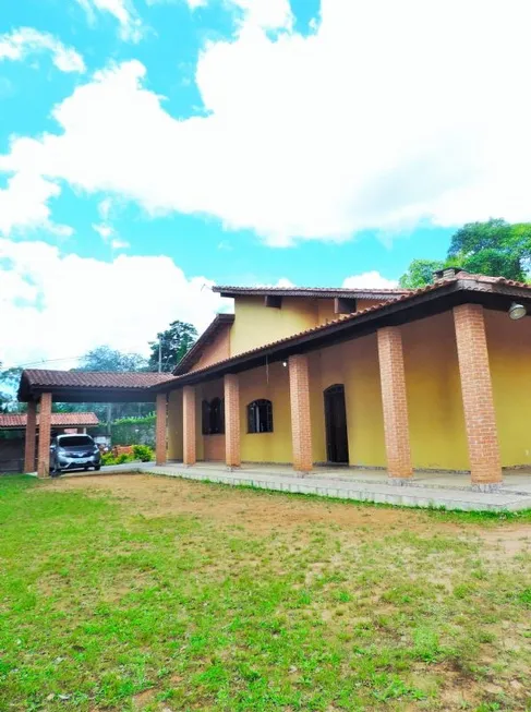 Foto 1 de Fazenda/Sítio com 4 Quartos à venda, 377m² em Planalto Verde, São Roque