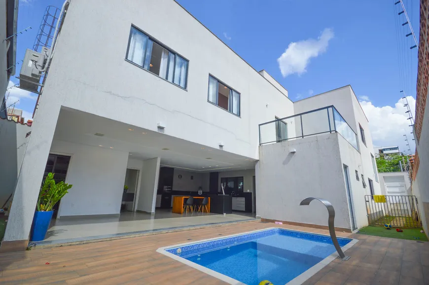 Foto 1 de Casa com 4 Quartos à venda, 380m² em Canaã, Belo Horizonte
