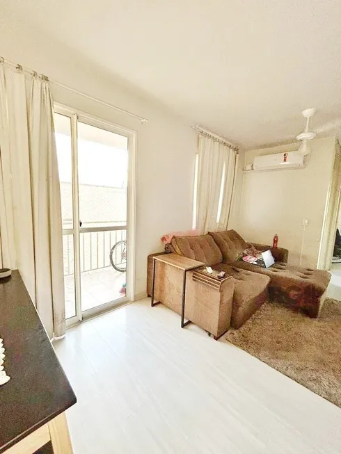 Foto 1 de Apartamento com 2 Quartos à venda, 57m² em Humaitá, Porto Alegre