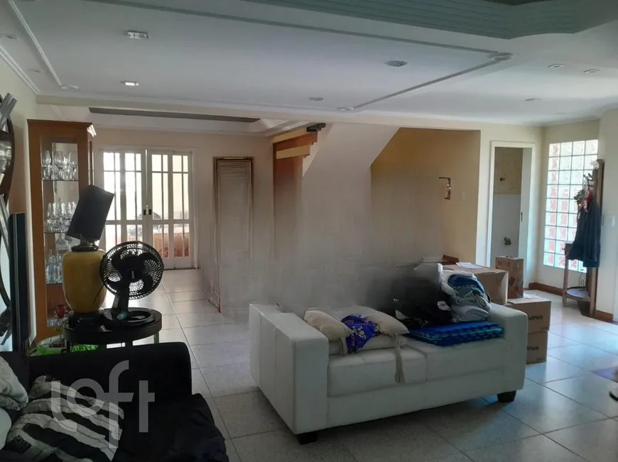 Foto 1 de Casa com 4 Quartos à venda, 353m² em Córrego Grande, Florianópolis