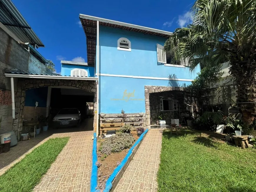 Foto 1 de Casa com 4 Quartos à venda, 50m² em Novo Triunfo, Juiz de Fora