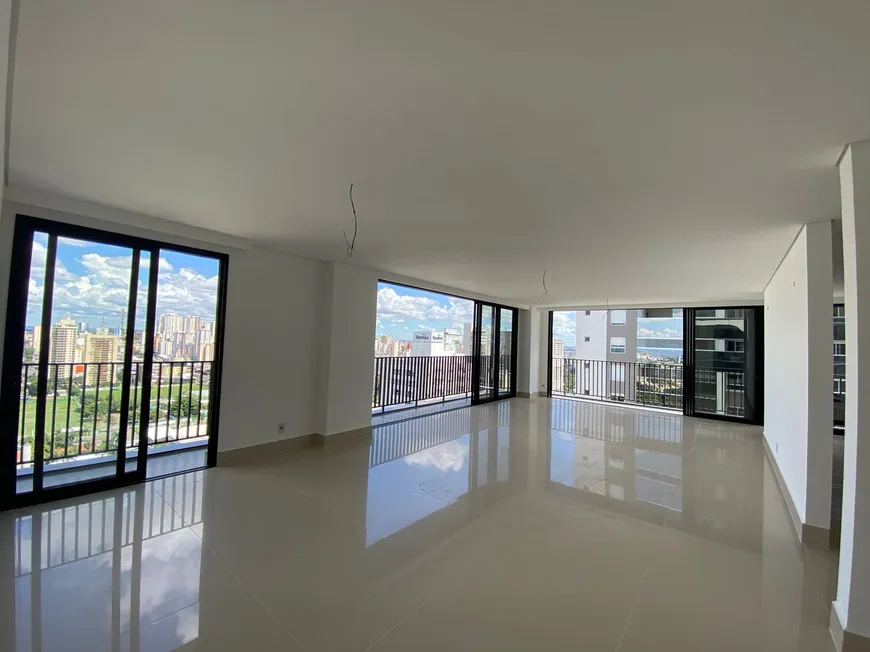 Foto 1 de Apartamento com 3 Quartos à venda, 157m² em Setor Marista, Goiânia