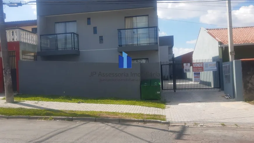 Foto 1 de Sobrado com 3 Quartos à venda, 70m² em Alto Boqueirão, Curitiba