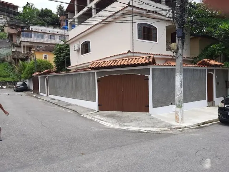 Foto 1 de Casa com 4 Quartos à venda, 210m² em Fonseca, Niterói