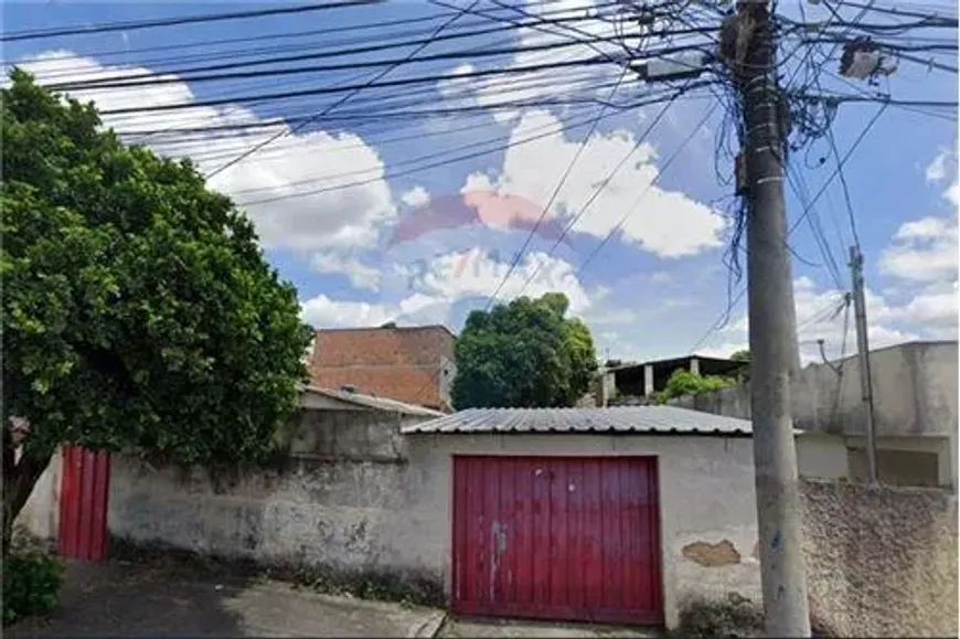 Foto 1 de Casa com 2 Quartos à venda, 118m² em Santa Cruz, Belo Horizonte