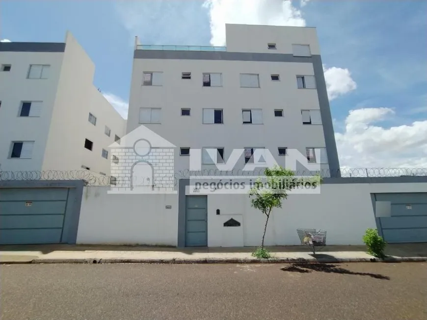 Foto 1 de Apartamento com 2 Quartos à venda, 51m² em Jardim Brasília, Uberlândia