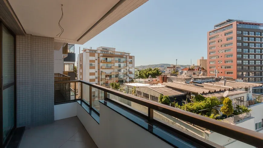 Foto 1 de Apartamento com 3 Quartos à venda, 124m² em Petrópolis, Porto Alegre