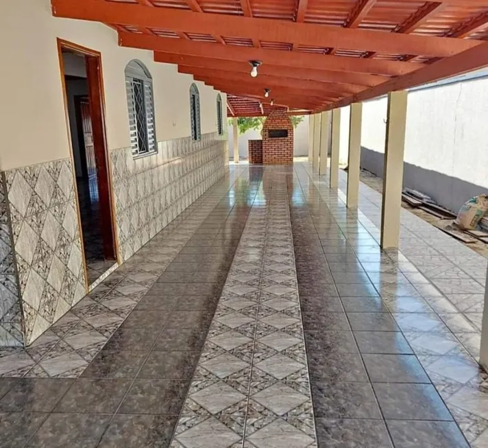 Foto 1 de Casa com 3 Quartos à venda, 250m² em Guará, Brasília
