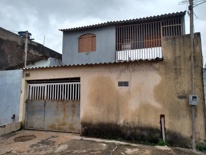 Foto 1 de Casa com 7 Quartos à venda, 310m² em Samambaia Norte, Brasília
