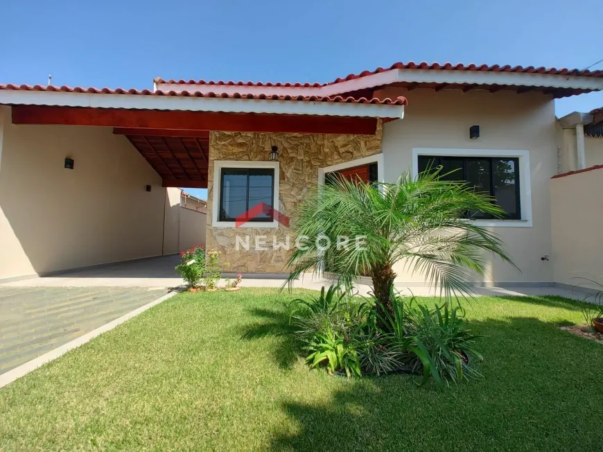 Foto 1 de Casa com 3 Quartos à venda, 130m² em Balneario Tres Marias , Peruíbe