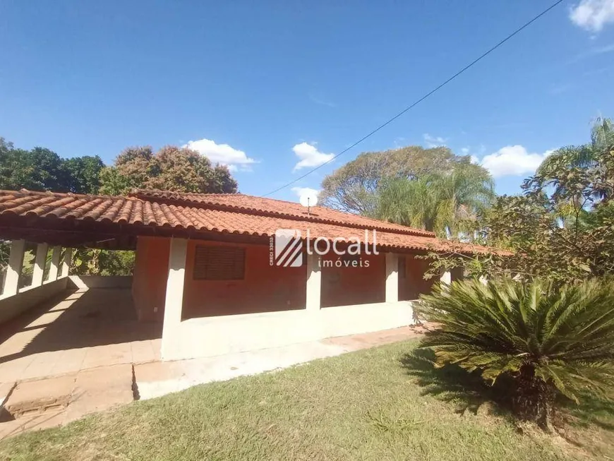 Foto 1 de Fazenda/Sítio com 3 Quartos à venda, 360m² em Estancia Vila Azul Zona Rural, São José do Rio Preto