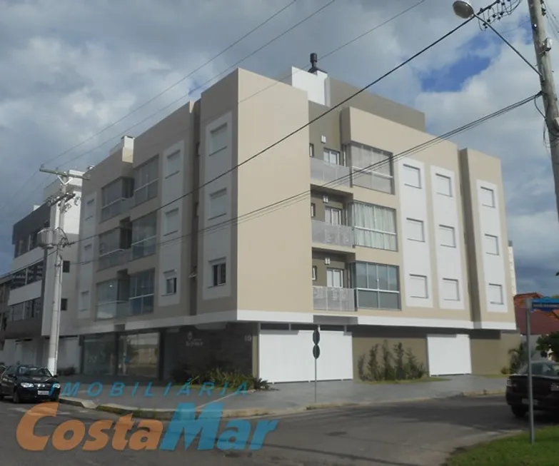 Foto 1 de Apartamento com 2 Quartos à venda, 80m² em , Tramandaí