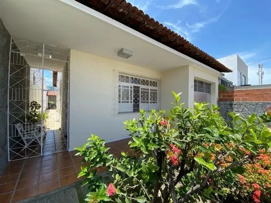 Foto 1 de Casa com 3 Quartos à venda, 450m² em Salgado Filho, Aracaju