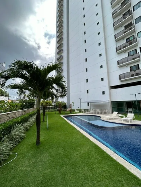 Foto 1 de Apartamento com 3 Quartos à venda, 87m² em Madalena, Recife