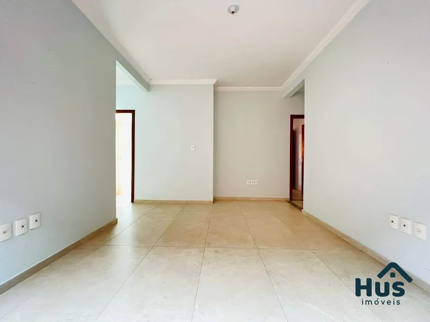 Foto 1 de Casa com 3 Quartos à venda, 85m² em Jardim dos Comerciários, Belo Horizonte