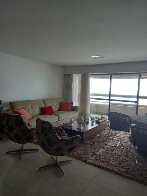 Foto 1 de Apartamento com 4 Quartos à venda, 220m² em Boa Viagem, Recife