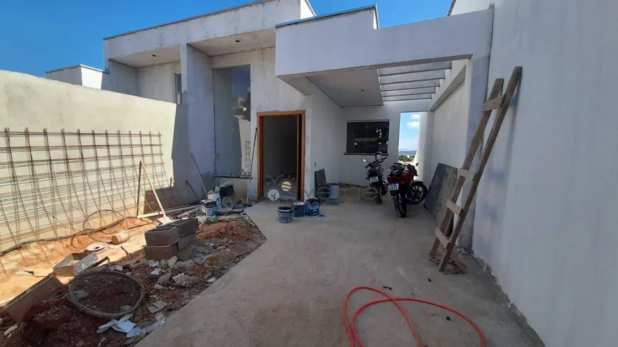 Foto 1 de Casa com 3 Quartos à venda, 90m² em Aeronautas, Lagoa Santa