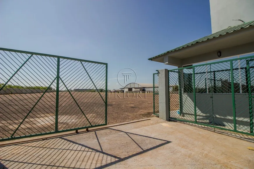 Foto 1 de Lote/Terreno para venda ou aluguel, 18500m² em Anchieta, Porto Alegre