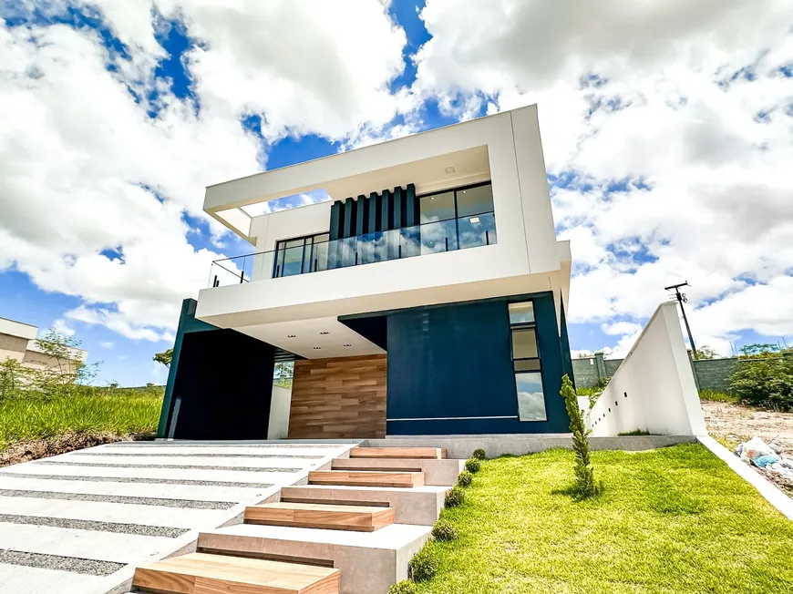 Foto 1 de Casa de Condomínio com 4 Quartos à venda, 184m² em Itararé, Campina Grande