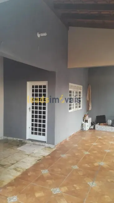 Foto 1 de Casa com 2 Quartos à venda, 300m² em Adelino Simioni, Ribeirão Preto