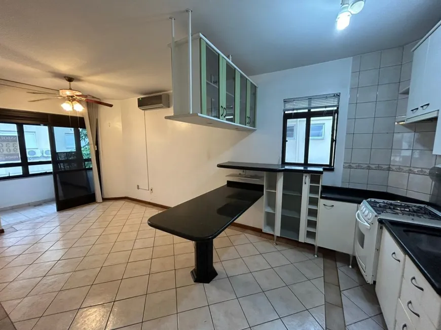 Foto 1 de Apartamento com 2 Quartos à venda, 72m² em Jurerê, Florianópolis