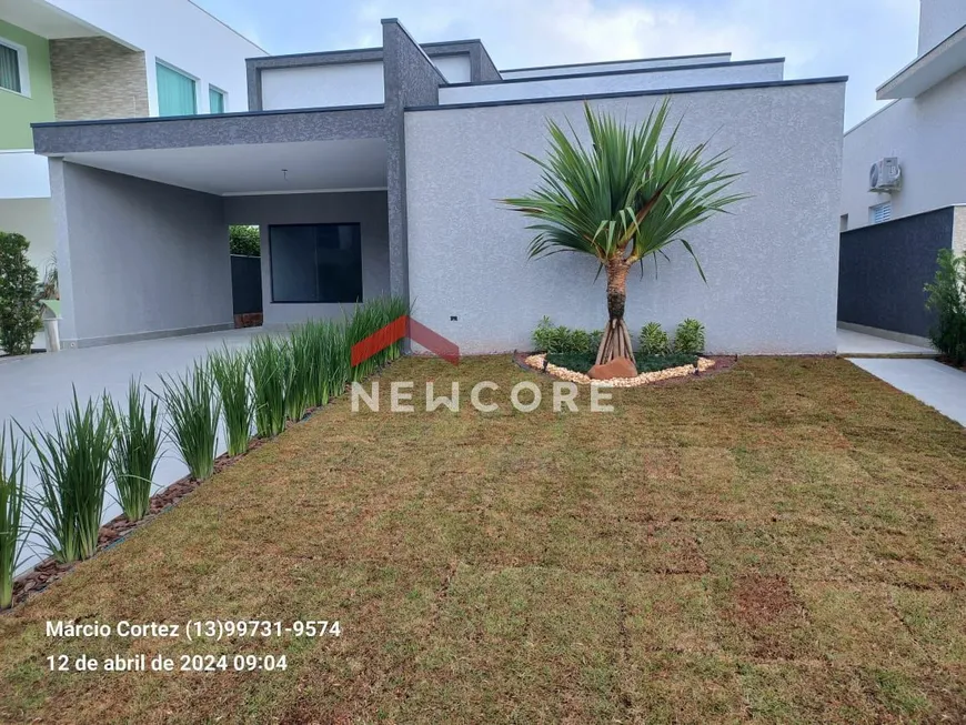 Foto 1 de Casa de Condomínio com 3 Quartos à venda, 157m² em Bougainvillee IV, Peruíbe