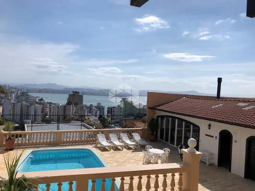 Foto 1 de Casa com 2 Quartos à venda, 416m² em Centro, Florianópolis