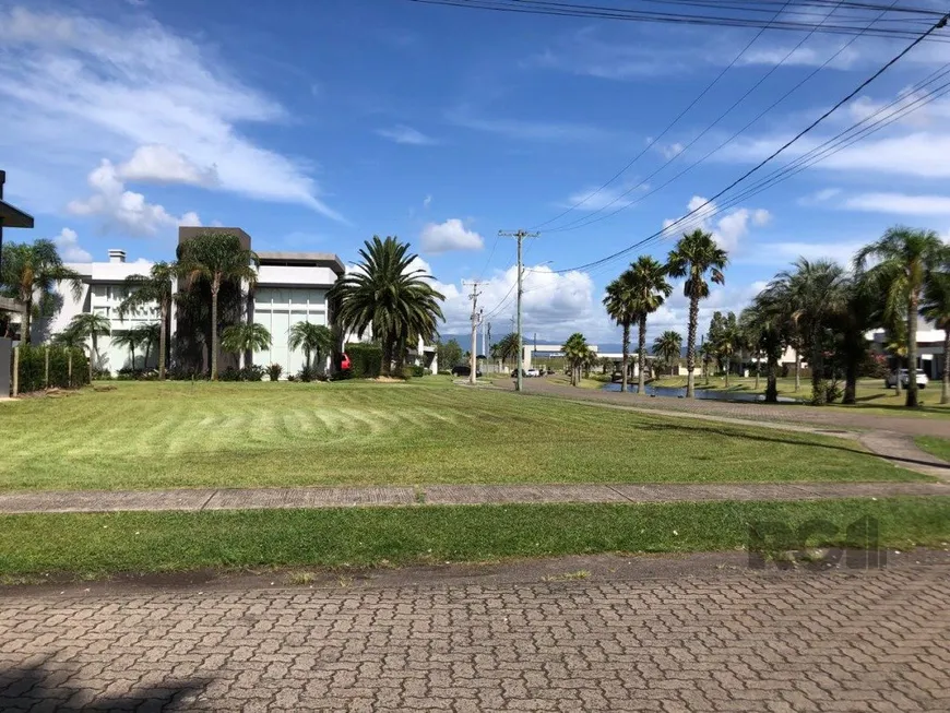 Foto 1 de Lote/Terreno à venda, 398m² em Zona Nova, Capão da Canoa