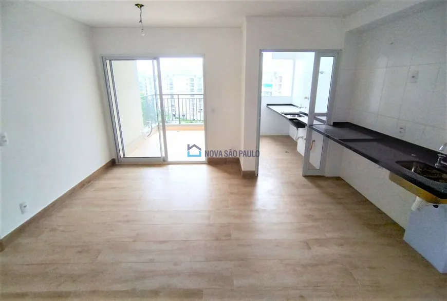 Foto 1 de Apartamento com 2 Quartos à venda, 66m² em Santo Amaro, São Paulo