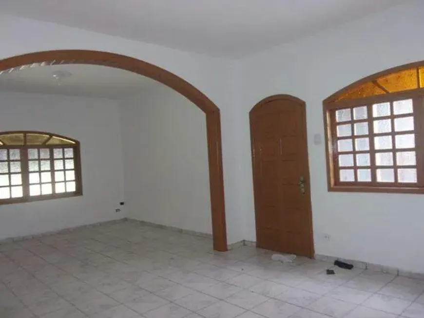 Foto 1 de Sobrado com 2 Quartos à venda, 246m² em Jardim Guapituba, Mauá