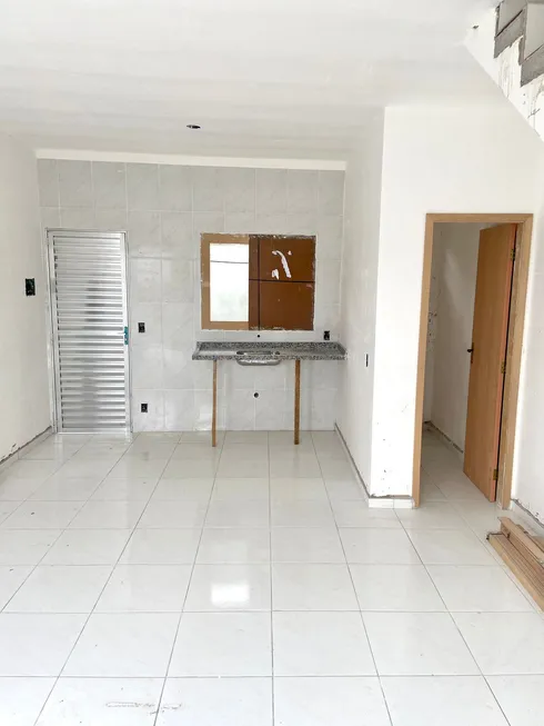 Foto 1 de Casa de Condomínio com 2 Quartos à venda, 57m² em Vila São Paulo, Mogi das Cruzes