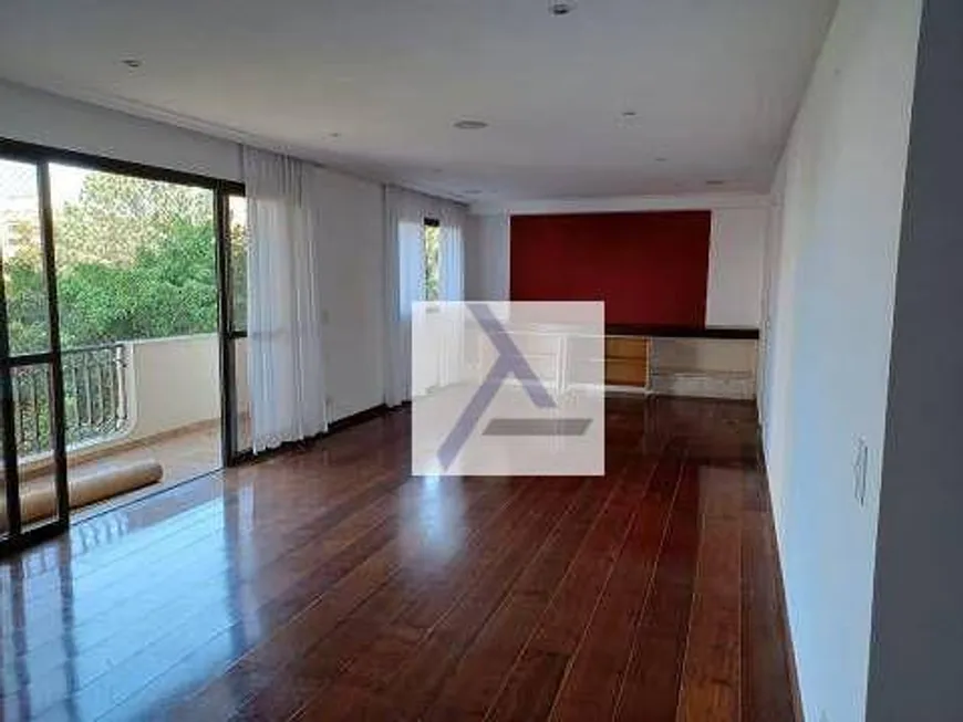 Foto 1 de Apartamento com 3 Quartos à venda, 160m² em Vila Suzana, São Paulo