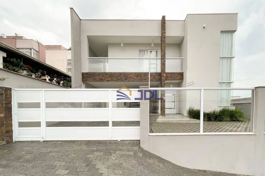 Foto 1 de Casa com 3 Quartos à venda, 255m² em Fortaleza Alta, Blumenau