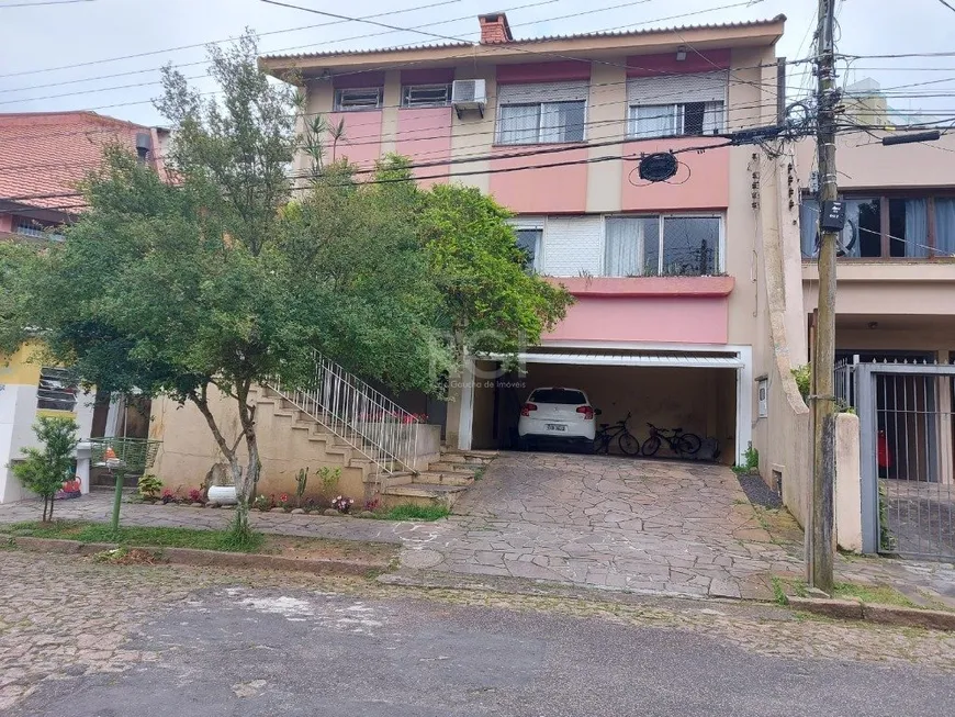 Foto 1 de Casa com 5 Quartos à venda, 331m² em Boa Vista, Porto Alegre