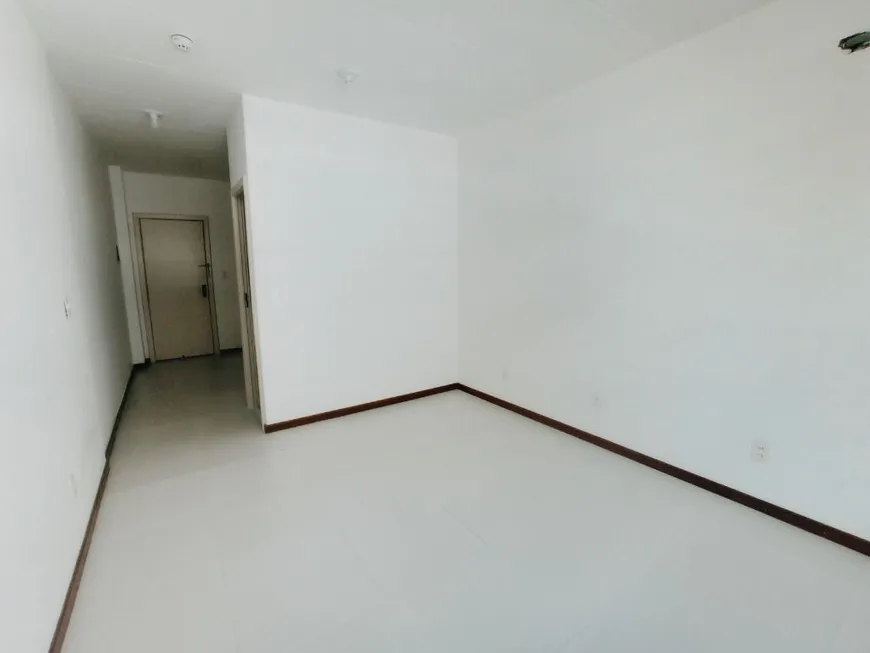 Foto 1 de Sala Comercial para alugar, 35m² em Pituba, Salvador