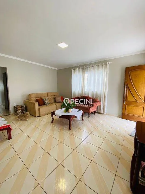 Foto 1 de Casa com 3 Quartos à venda, 190m² em Vila Indaiá, Rio Claro
