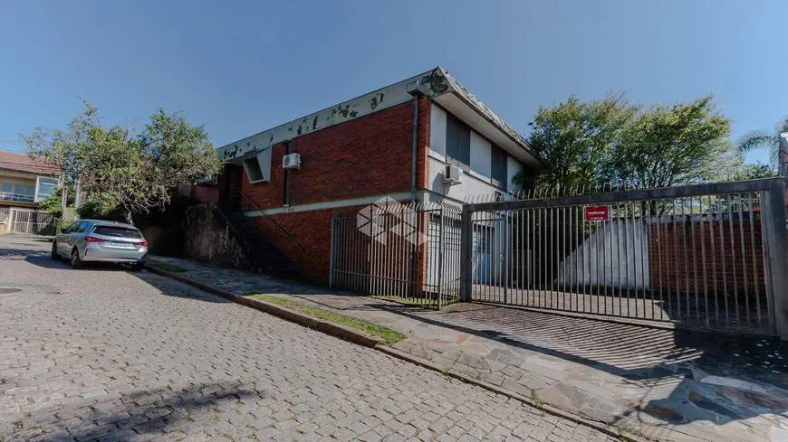 Foto 1 de Casa com 3 Quartos à venda, 280m² em Três Figueiras, Porto Alegre