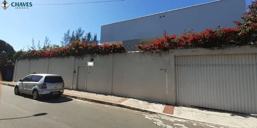 Foto 1 de Casa com 3 Quartos à venda, 300m² em Praia da Baleia, Serra