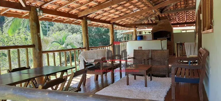 Foto 1 de Fazenda/Sítio com 2 Quartos à venda, 300m² em , Cunha