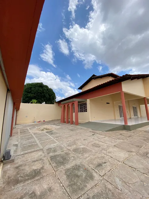 Foto 1 de Casa com 5 Quartos à venda, 209m² em São João, Teresina