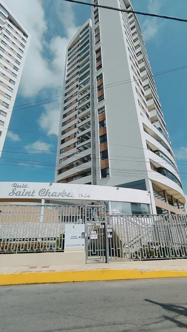 Foto 1 de Apartamento com 4 Quartos à venda, 110m² em Capim Macio, Natal
